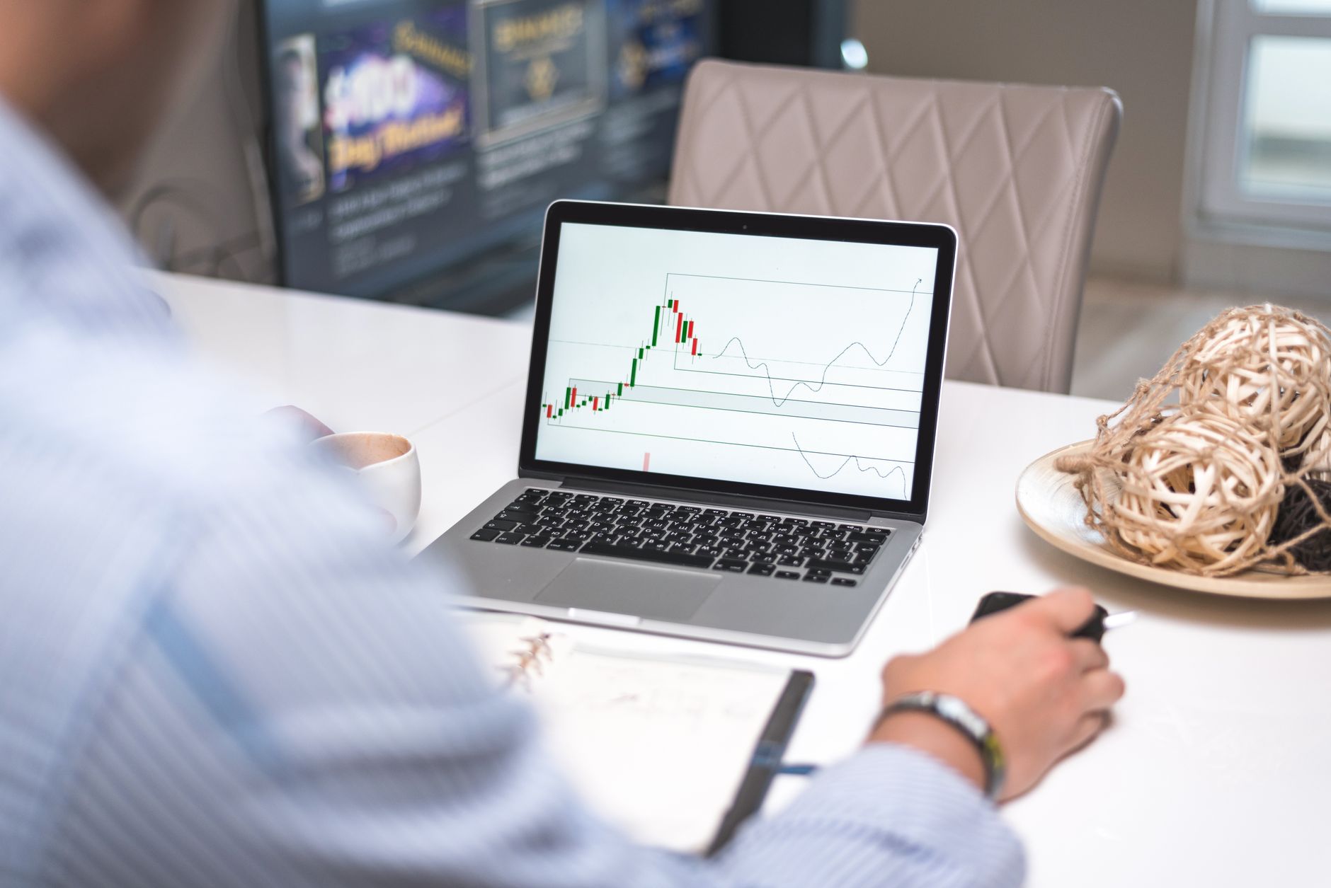 Binance vs Kraken — Foto: George Morina (Pexels)